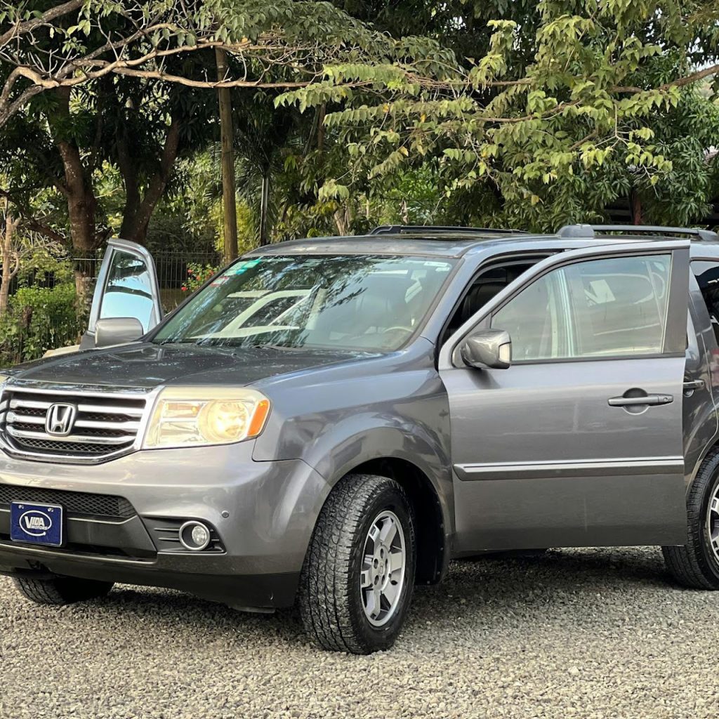 Honda Pilot photo 2